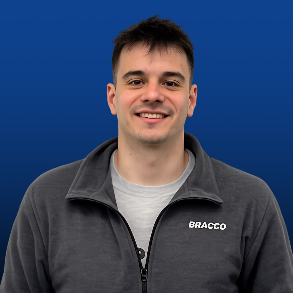 Lucas, Departamento de Ventas BRACCO